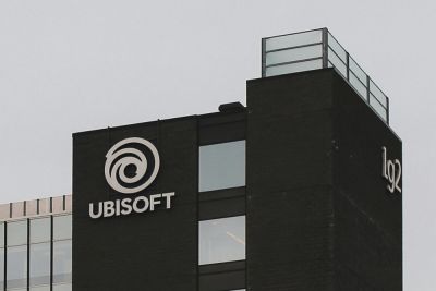 Томми Франсуа - Экс-топ-менеджеры Ubisoft предстали перед судом по обвинению в домогательствах - playground.ru - Франция