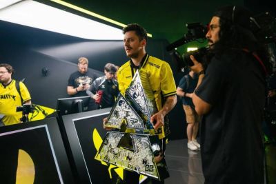 ApEX устанавливает новый рекорд в истории Counter-Strike 2: 33 трофея на счету - worldgamenews.com - Санкт-Петербург - Paris - Austin