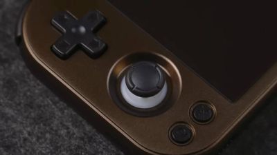 Стали известны цены на портативную и игровую консоль Anbernic RG 477M — слух - gametech.ru - Мали