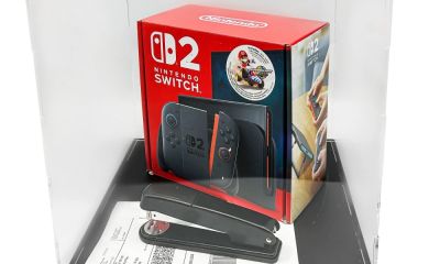 GameStop продал степлер, повредивший Switch 2 покупателя, за 250 000 долларов - playground.ru - Нью-Йорк