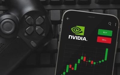 Дженсен Хуанг - Топ-менеджеры NVIDIA продают акции на сотни миллионов долларов. Сигнал проблем или вера в рост? - gametech.ru - Сша