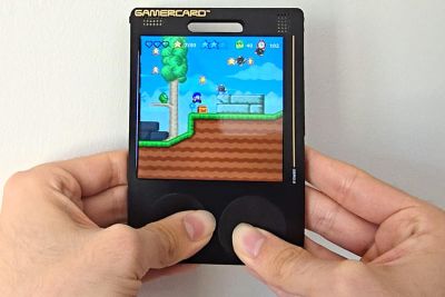 Племянник изобретателя ZX Spectrum представил GamerCard — портативную консоль для ретро-игр - 3dnews.ru