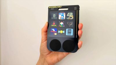 Клайв Синклер - Племянник создателя ZX Spectrum выпустил портативное и игровое устройство GamerCard - gametech.ru