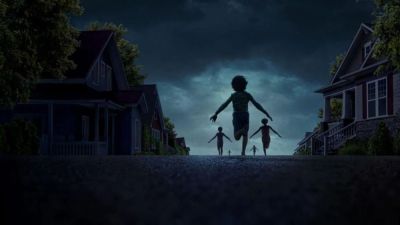 Джош Бролин - Джулия Гарнер - Зак Креггер - Хоррор "Орудия" мощно стартовал с 70 млн долларов и возглавил мировой прокат - playground.ru - Сша - Россия