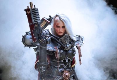«Смерть еретикам!»: фанатка воплотила образ Сестры Битвы из вселенной Warhammer 40,000 - gametech.ru