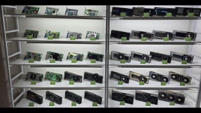 "Они прекрасны": геймер собрал коллекцию из всех видеокарт NVIDIA - playground.ru