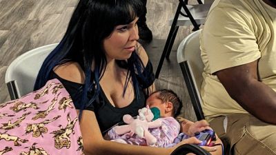 Молодая мать из Флориды выиграла турнир по Mortal Kombat XL, играя с новорожденным ребенком на руках - playground.ru - штат Флорида - Atlanta