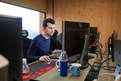 Microsoft признала наличие ошибки, блокирующей установку приложений в Windows - playground.ru