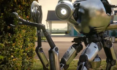 Сериал Fallout объяснил радикальные различия дизайна робота мистера Помощника между играми - playground.ru