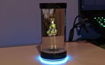Razer знают, что игроки могут влюбиться в их голографического ИИ-ассистента, но это не является их целью - playground.ru