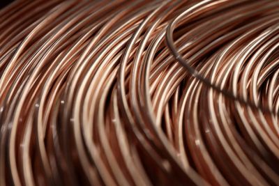 Искусственный интеллект спровоцирует глобальный дефицит меди к 2040 году - playground.ru - Китай - Чили