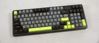 Тяжесть во благо: Обзор клавиатуры Rapoo V700DIY-98 - gamemag.ru