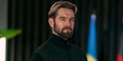 Альберт Вескер - Энтони Старр - Зак Креггер - "Мне уже 50": Энтони Старр объяснил, почему не хочет играть Вескера в Resident Evil - playground.ru