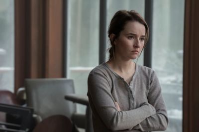 Габриэль Луна - Изабела Мерсед - Белла Рамзи - Джеффри Райт - Патрик Уилсон - Даниэл Рамирес - Эбби и Лев на крышах Ванкувера: первые кадры со съемок 3-го сезона The Last of Us - playground.ru