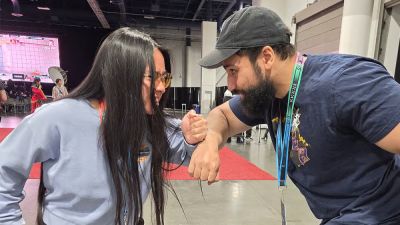 Участники турнира по Tekken 8 удивили зрителей - соперники поцеловались в прямом эфире - playground.ru