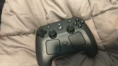 Steam Controller неожиданно "кричит" при падении - в геймпаде нашли пасхалку с легендарным звуком - playground.ru
