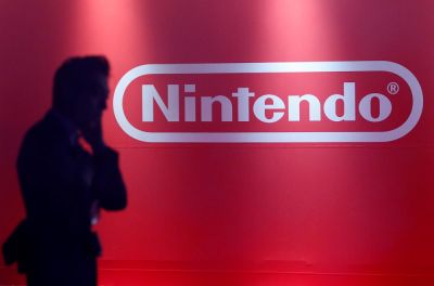 Японское патентное ведомство отклонило заявку Nintendo на патент механик поимки монстров на сенсорных устройствах - playground.ru - Япония