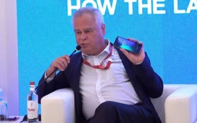 "Касперский" разрабатывает телефон с собственной ОС, который "невозможно взломать" - playground.ru