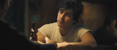 Сильвестр Сталлоне - Шон Лейден - Питер Фаррелли - Энтони Ипполито становится молодым Сильвестром Сталлоне в трейлере фильма "Рокки — это я" - gamemag.ru
