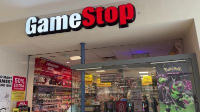 Глава GameStop прокомментировал отказ Sony от дисков: "Это совершенно не имеет значения для нашего бизнеса" - playground.ru
