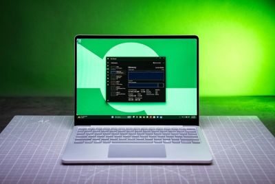 Новый ноутбук Microsoft доказал, что 8 ГБ памяти уже мало для комфортной работы Windows 11 - playground.ru