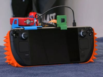 Чтобы никто не трогал его Steam Deck, парень поставил на него шипы и электрошокер - playground.ru