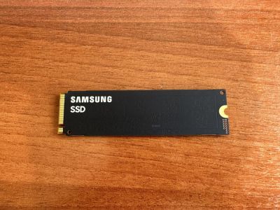 Samsung готовит бюджетный SSD-накопитель PCIe 4.0 без DRAM с QLC-памятью и скоростью до 7150 МБ/с - playground.ru